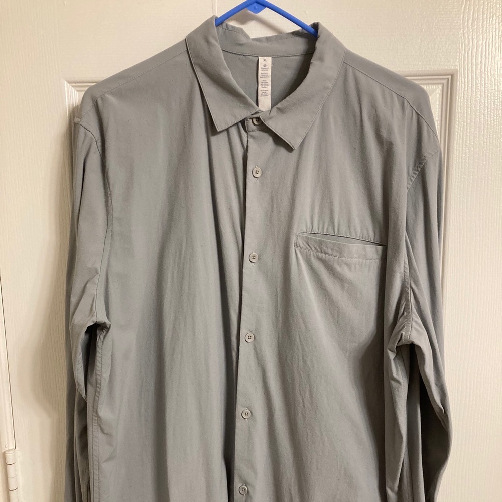 Lululemon Mens Off the Chain Buttondown
